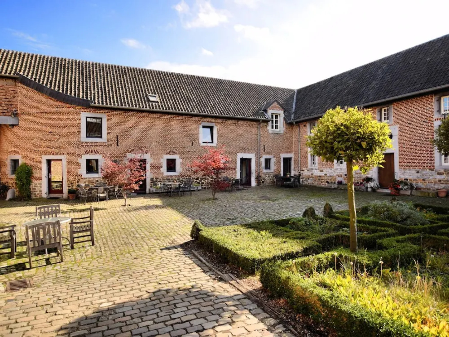 Spacious Holiday Home in Richelle With Private Terrace