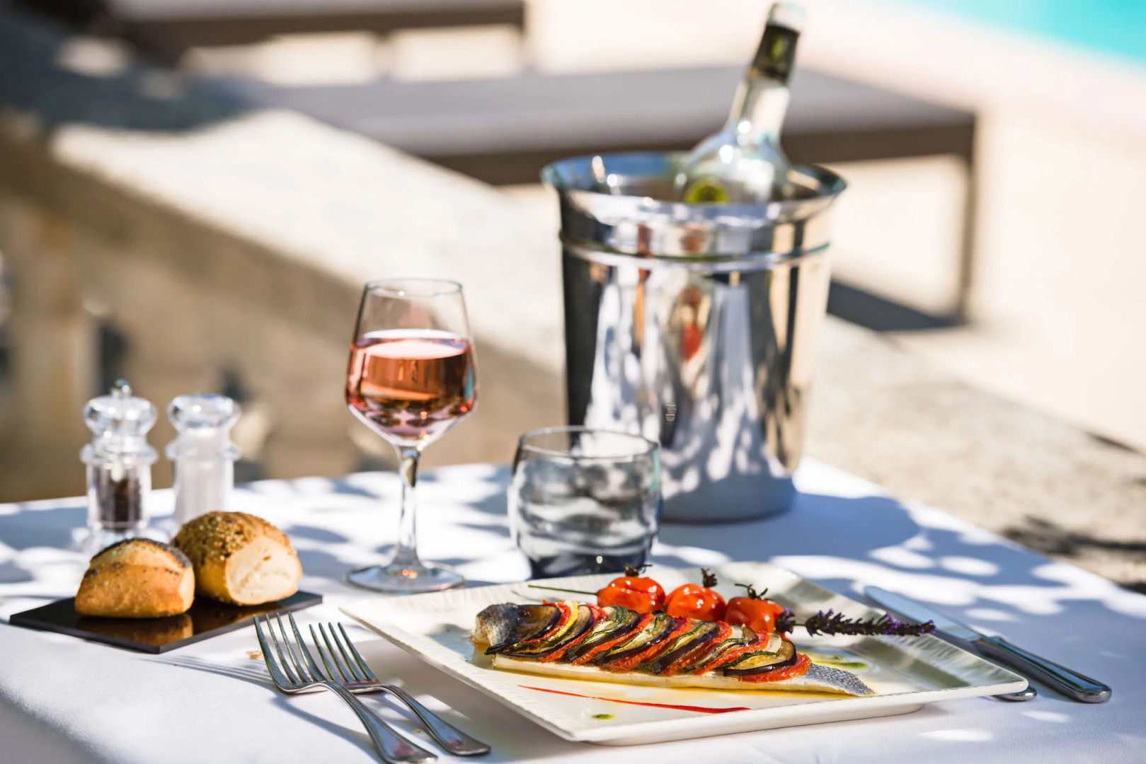 Logis Hôtel Noemys Pont de l’Etoile