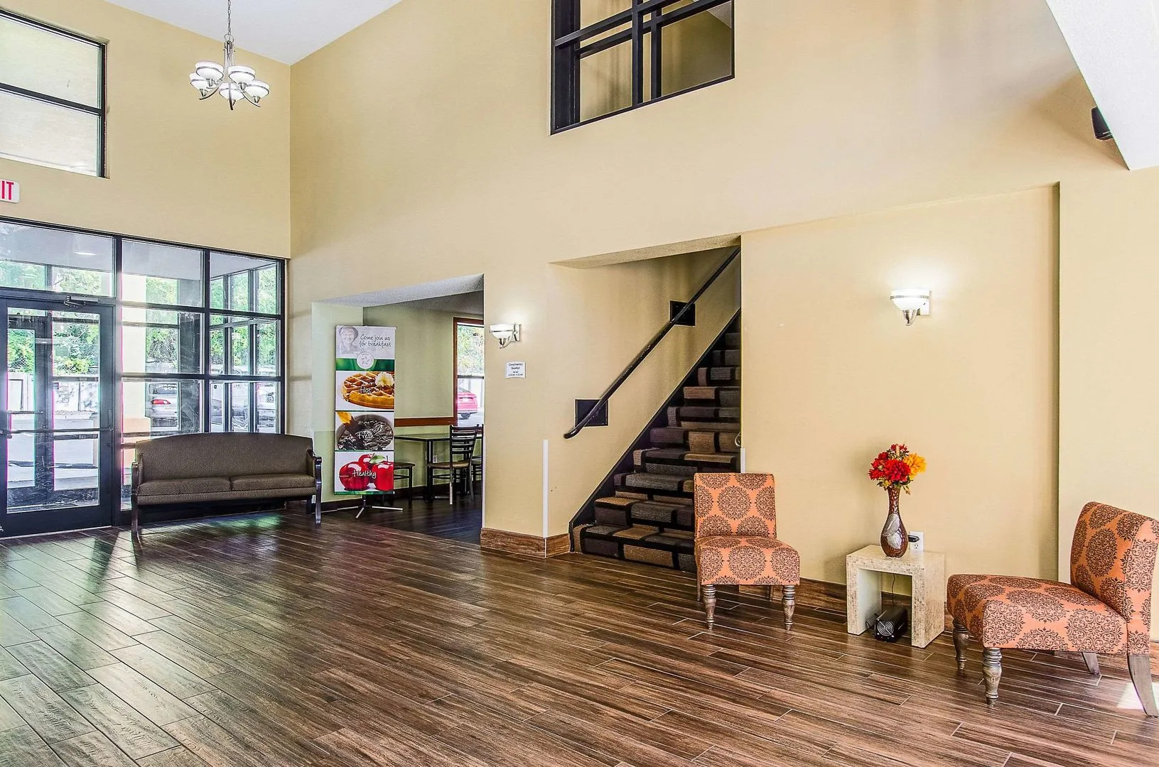 La Casa Inn & Suites - Middleboro