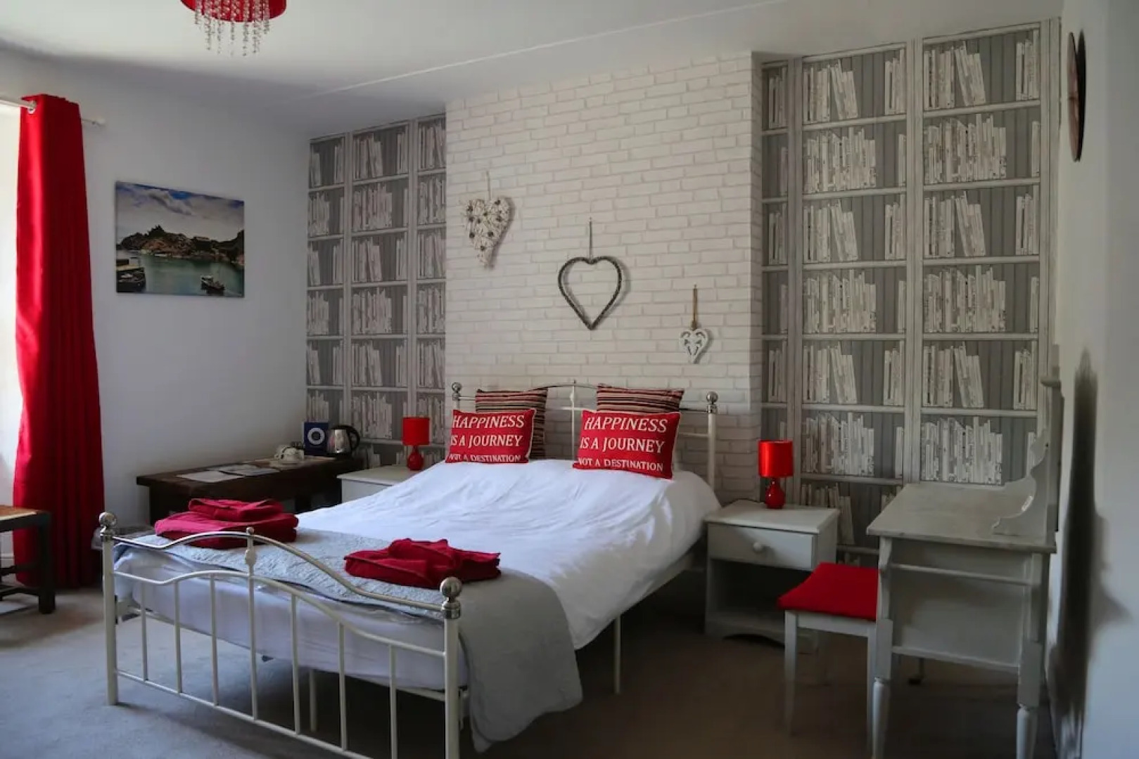 The Old Millhouse Inn