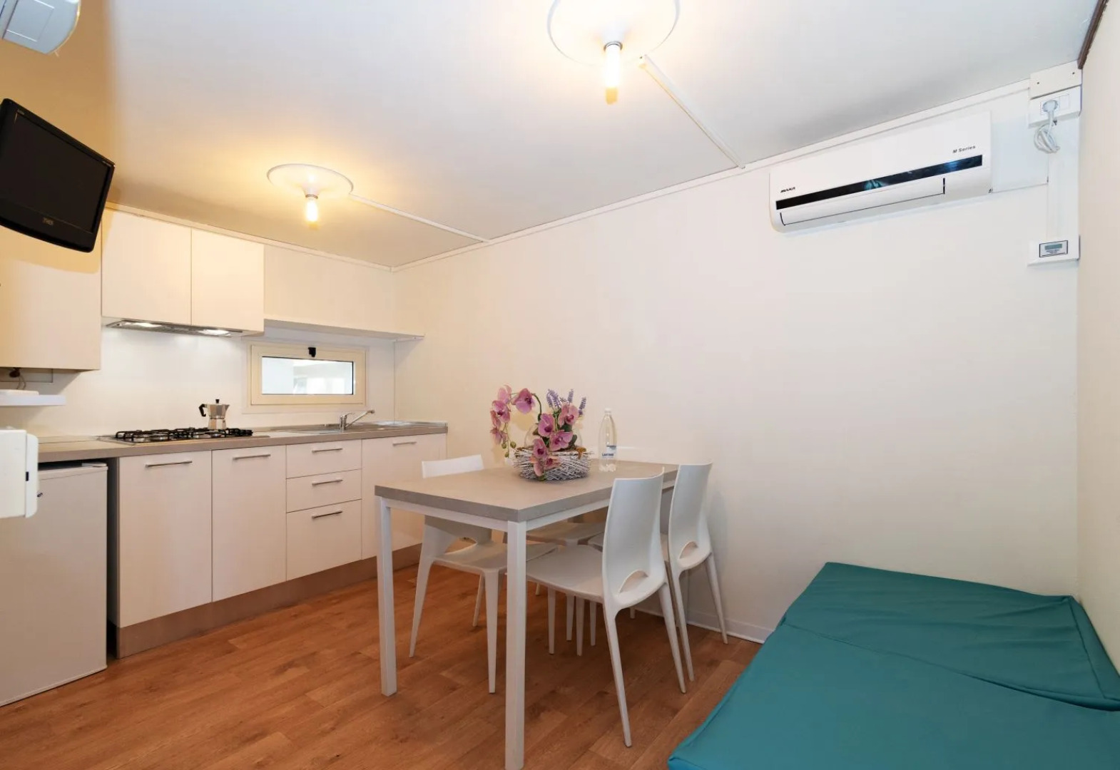 Club Del Sole Spina Family Collection