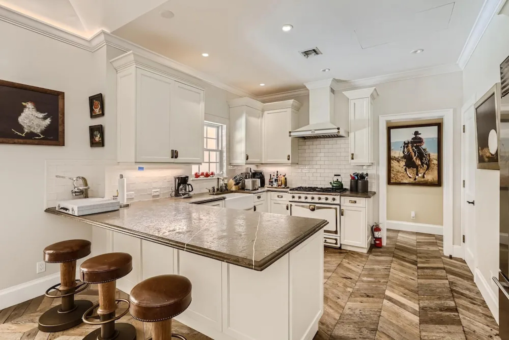 Toad Hall, 5br, 6 ba