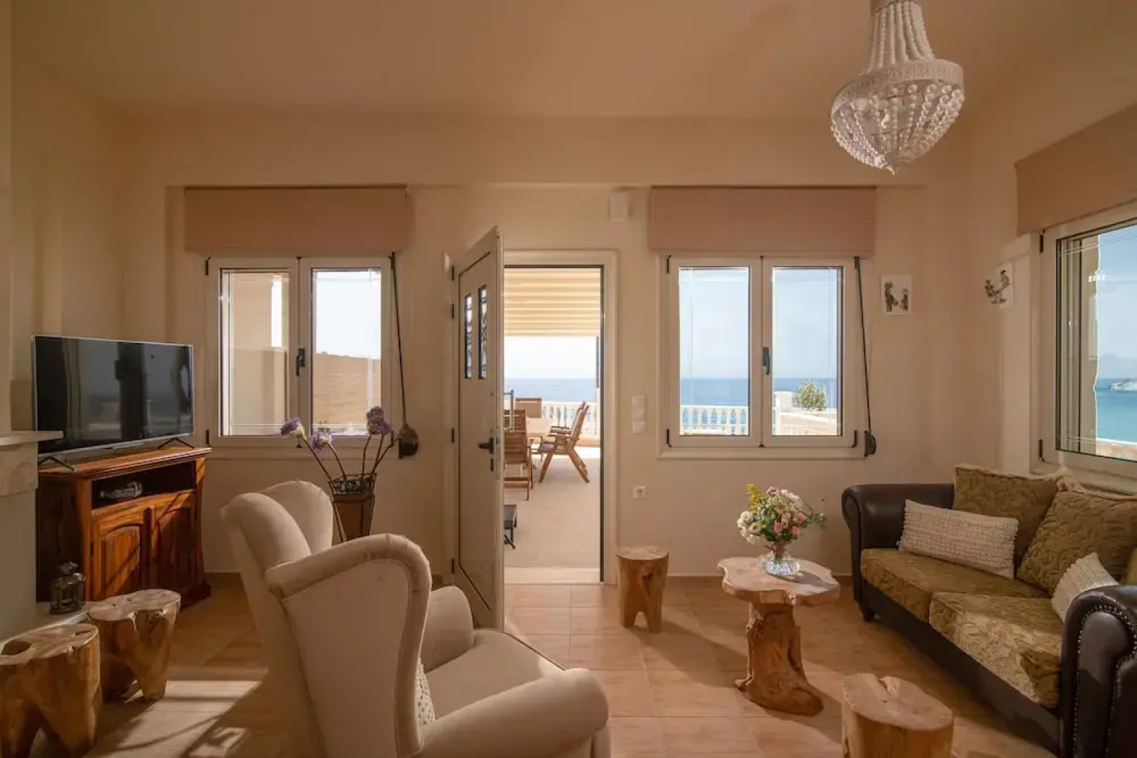 Posto Serene With Jacuzzi