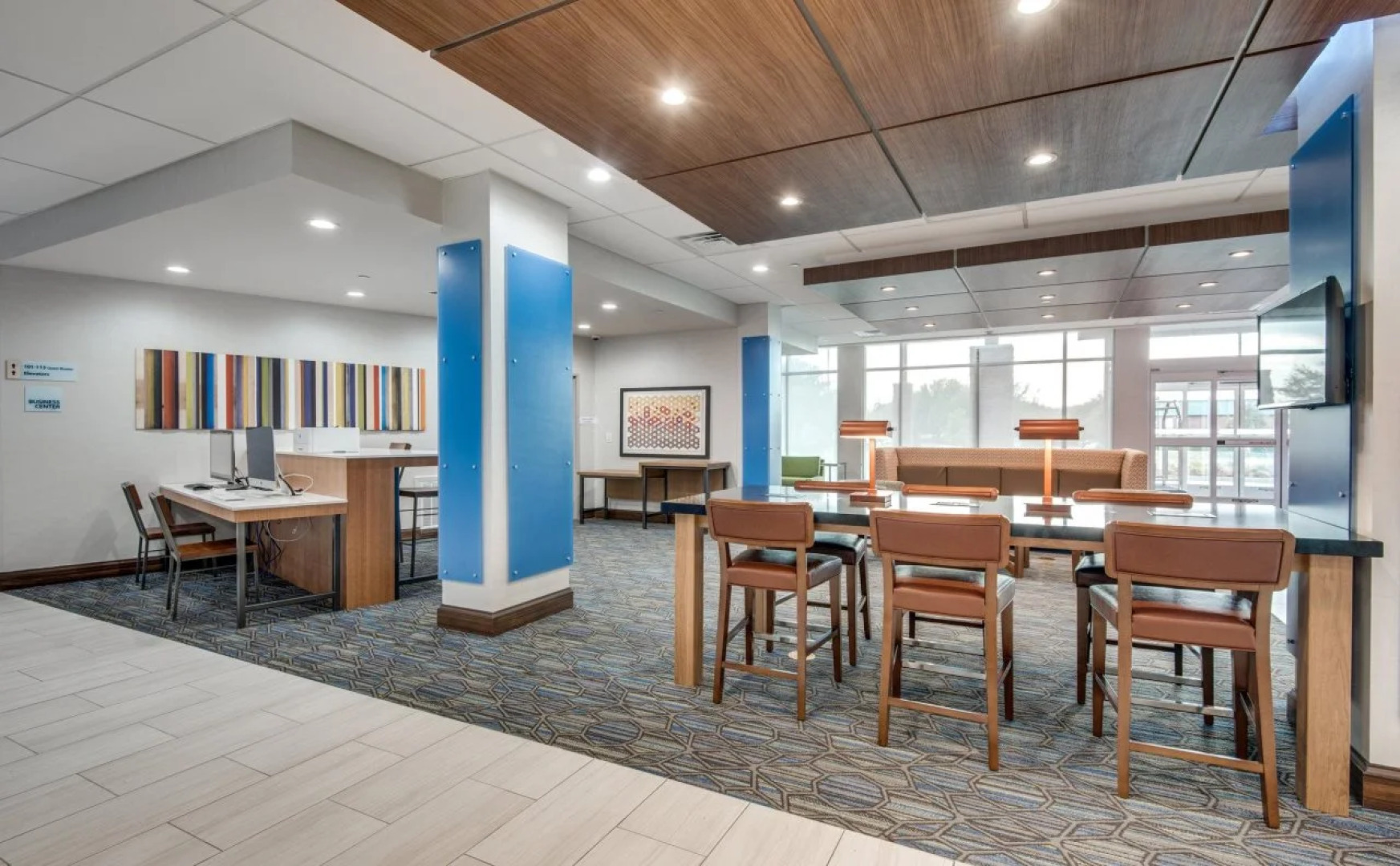 Holiday Inn & Suites Dallas-Addison by IHG