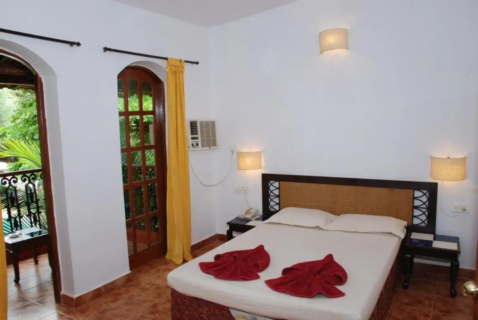 Sea Breeze Beach Resort Candolim