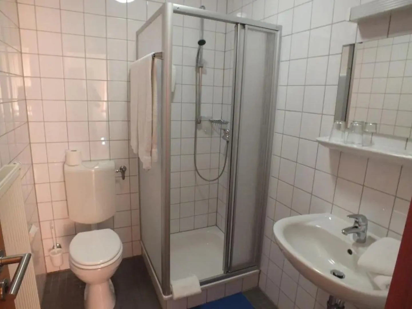 Rezas Bistro Restaurant Gästehaus