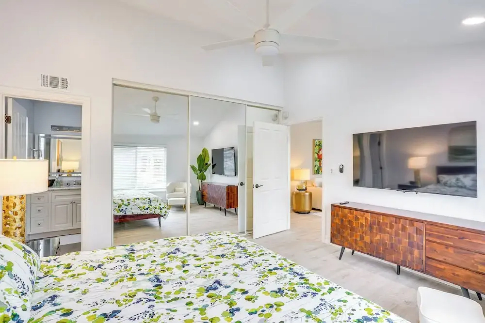 Idyllic Tustin Home w/ Private Patio & Grill