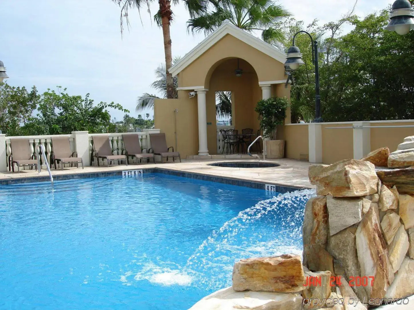 Bayfront Inn Fifth Avenue