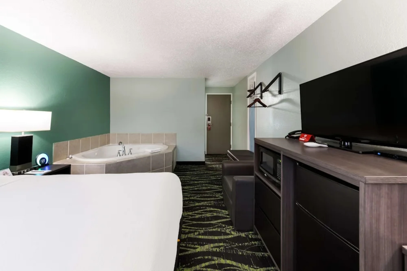 Baymont by Wyndham Liberty MO