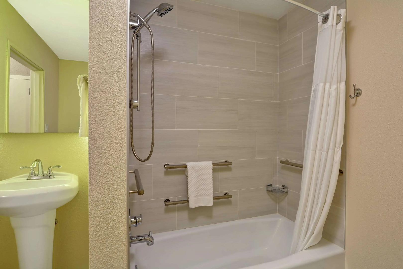 Doubletree by Hilton Hattiesburg, MS