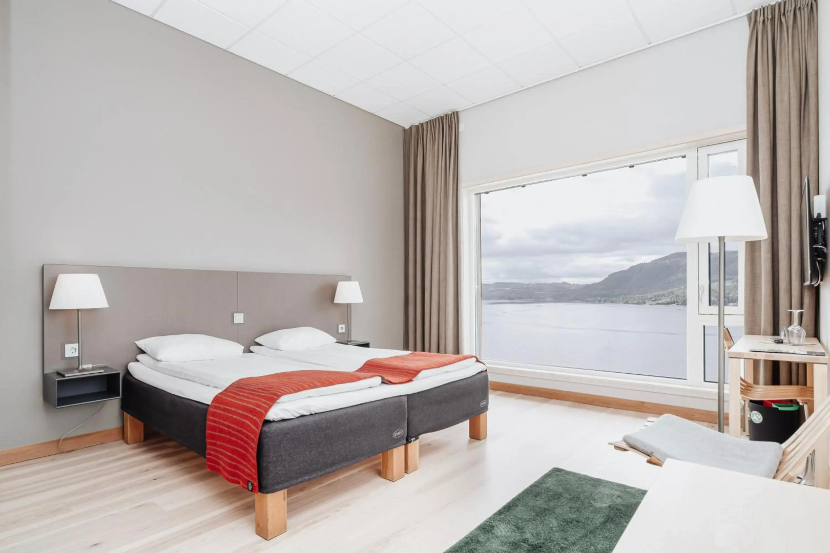 Wood Hotel by Frich's