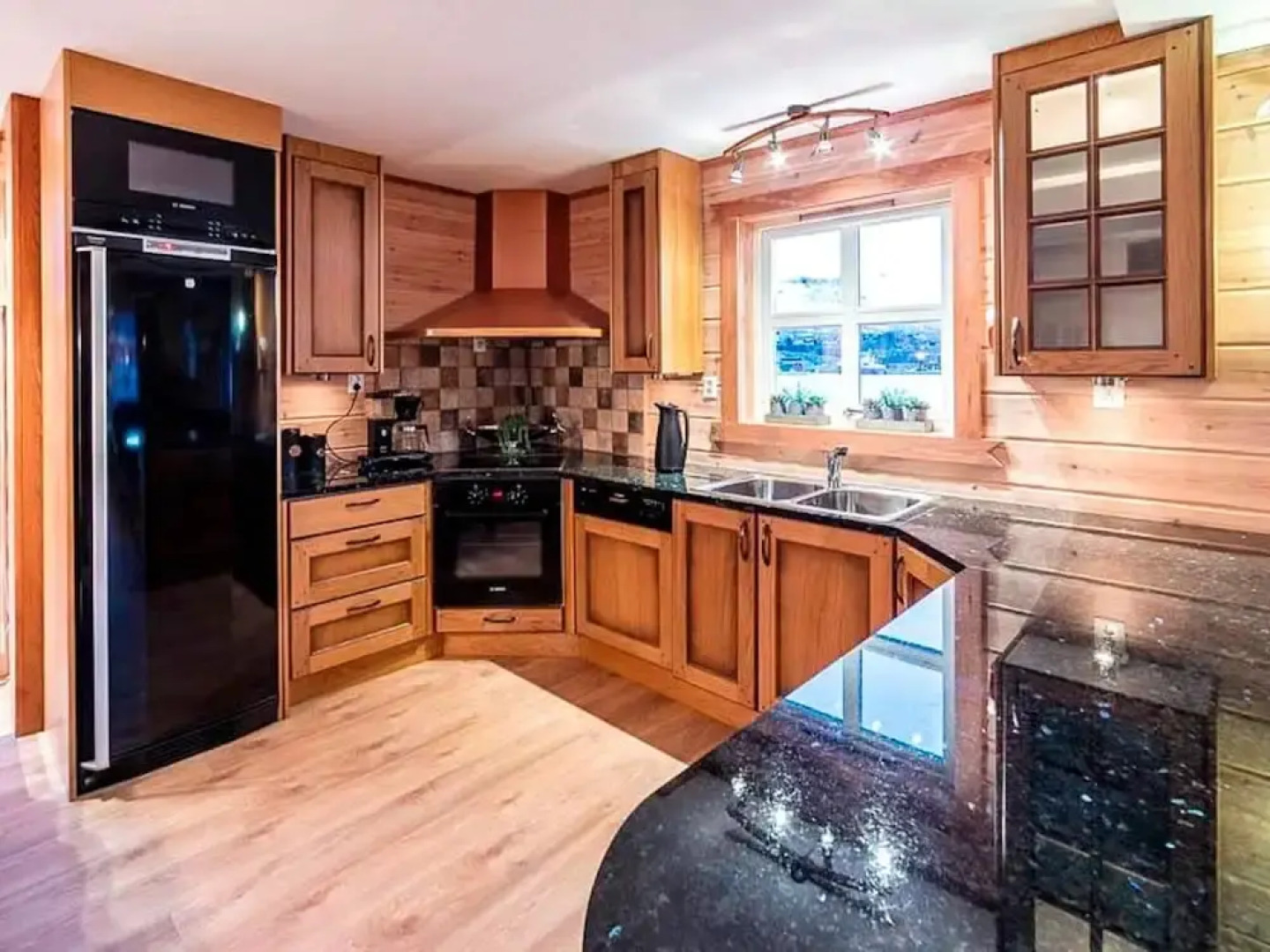 10 Person Holiday Home in Midsund