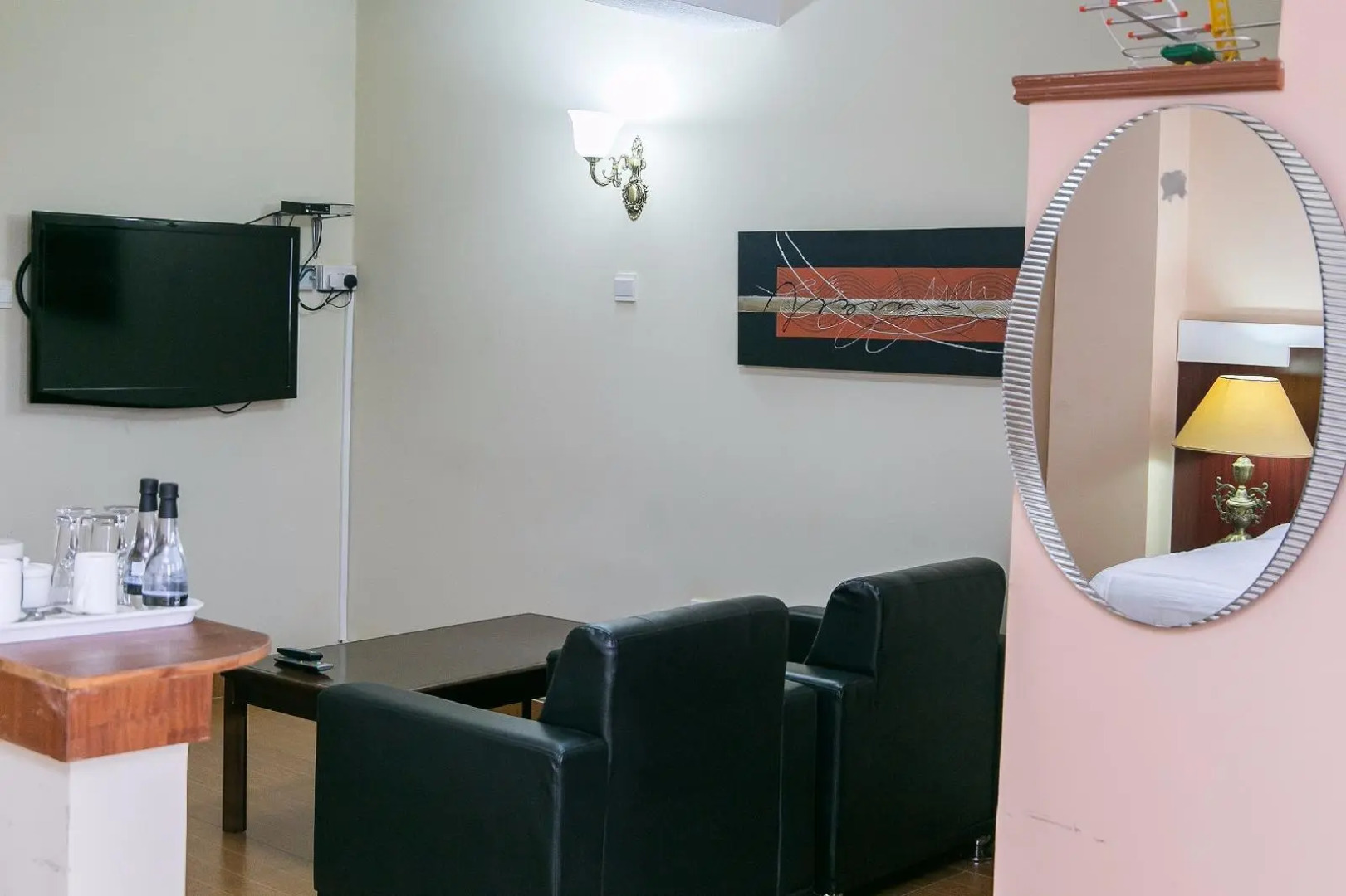 The Coconut Grill Hotel