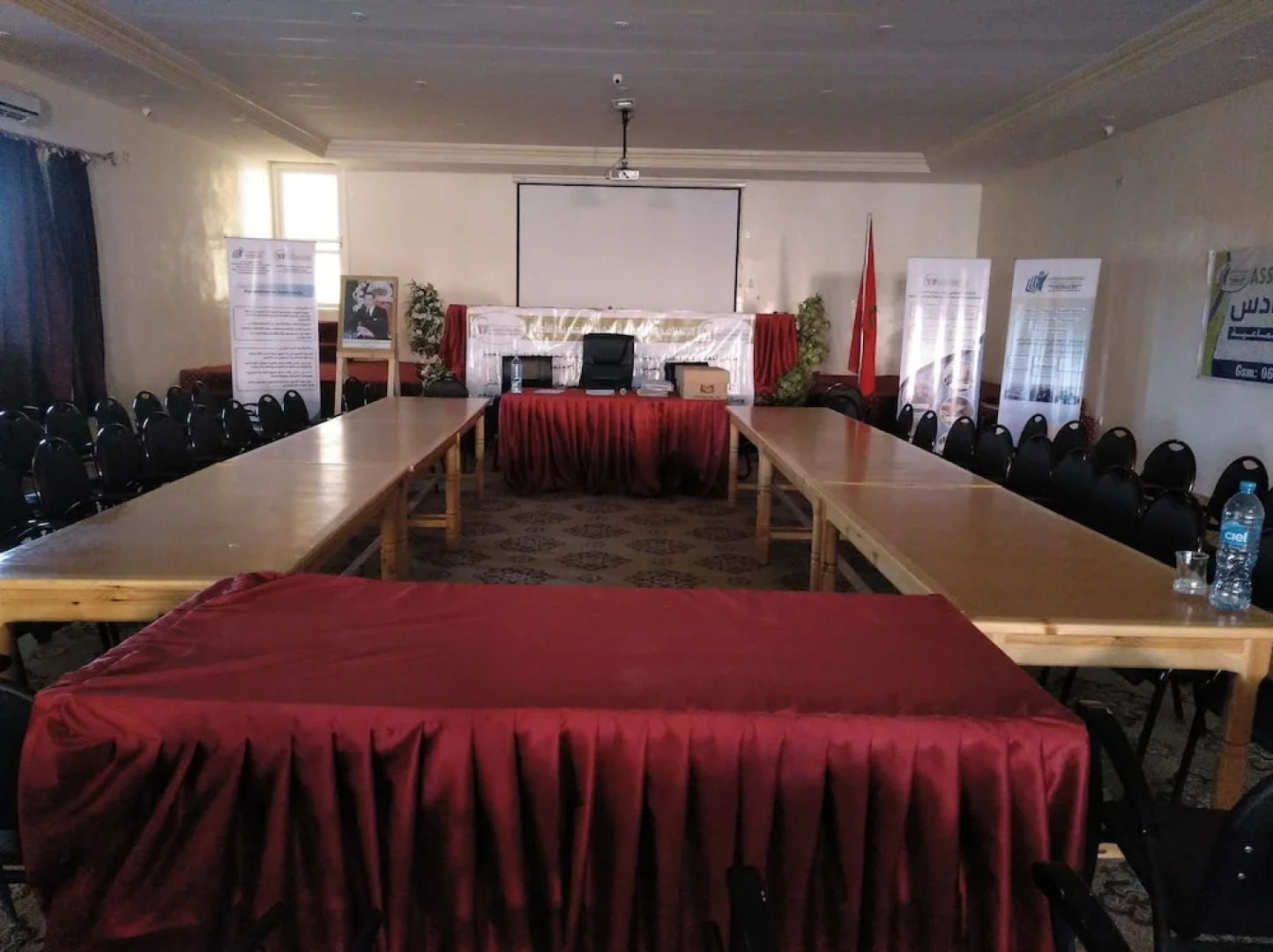 Mandar Saghrou Tazakht Hotel