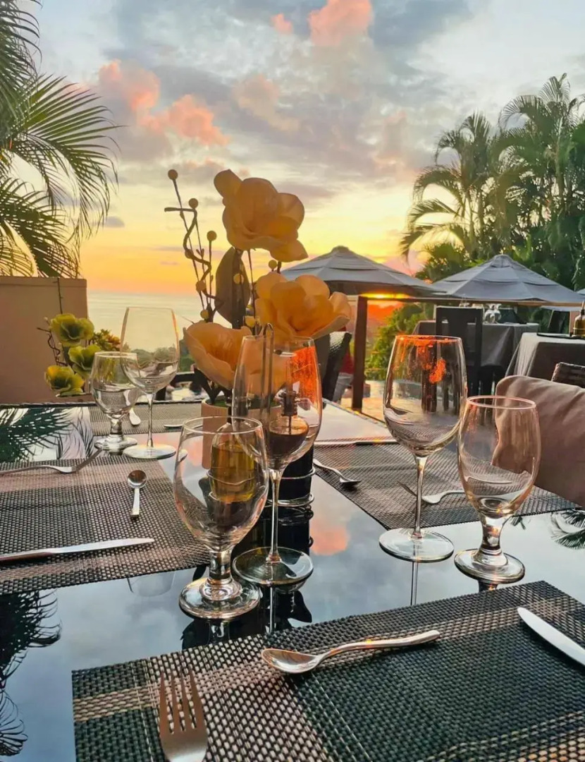 Villa Roca Boutique Resort & Suites   Adult Only