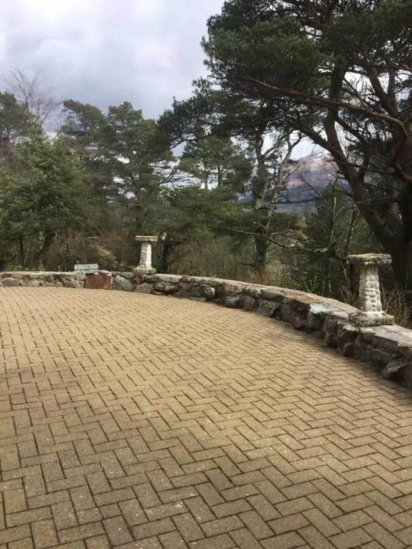 Tigh Stobban Apartment 1