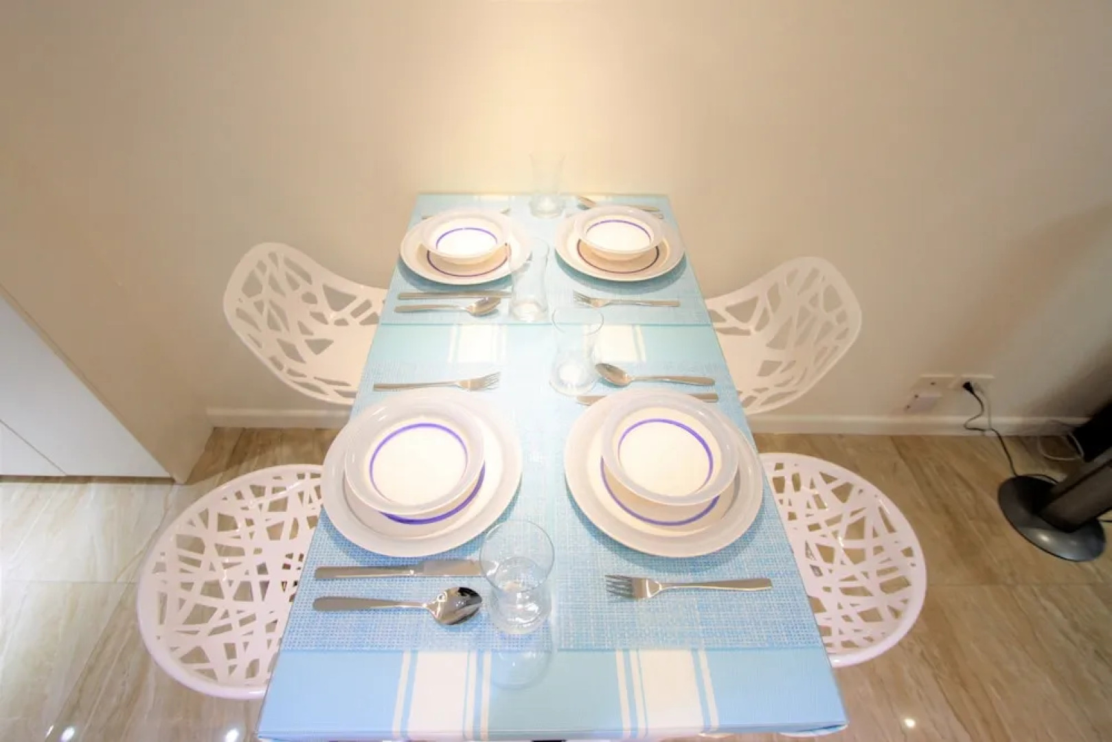 Indigo Manila Apartment @ ADB