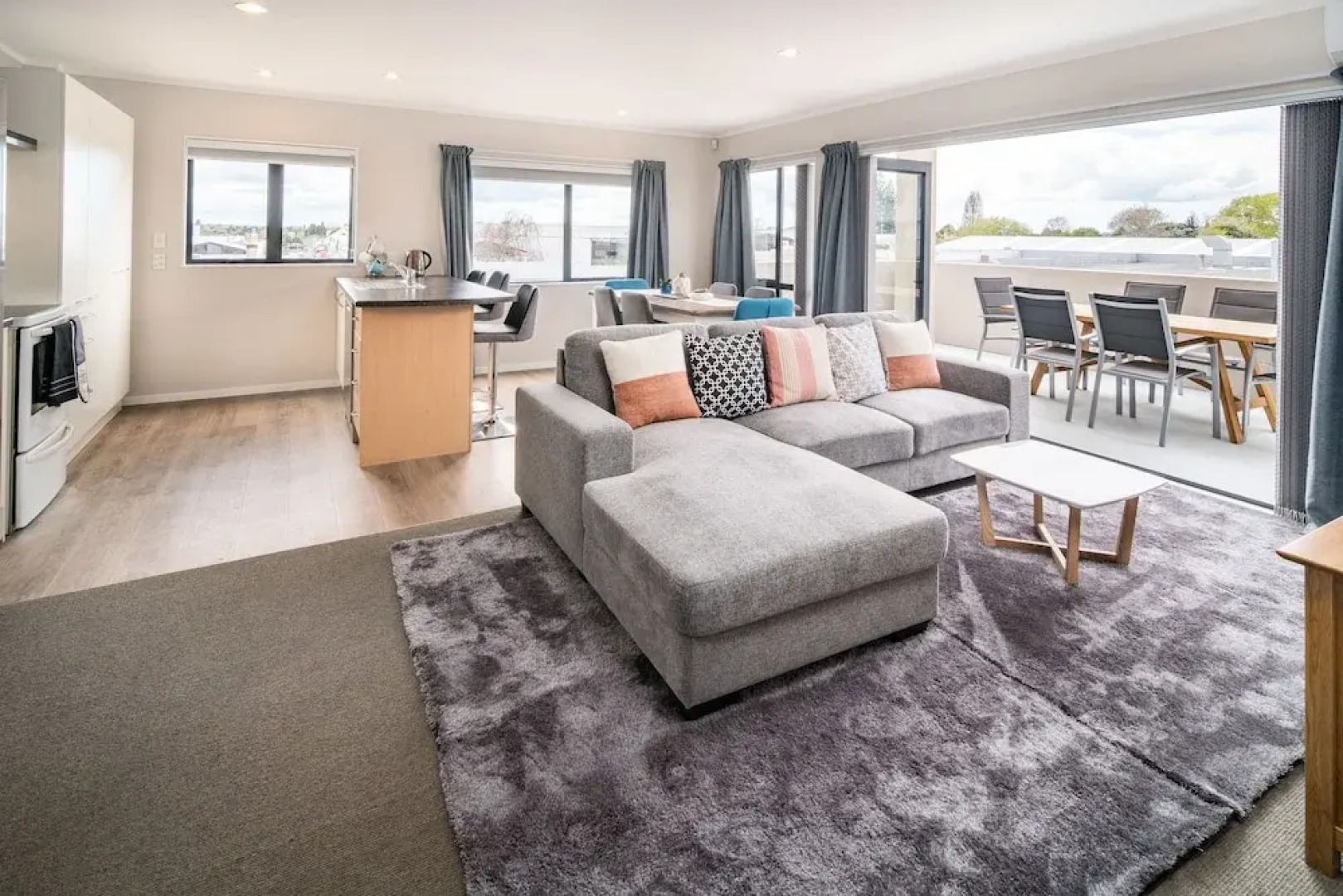 Central Manukau Escape