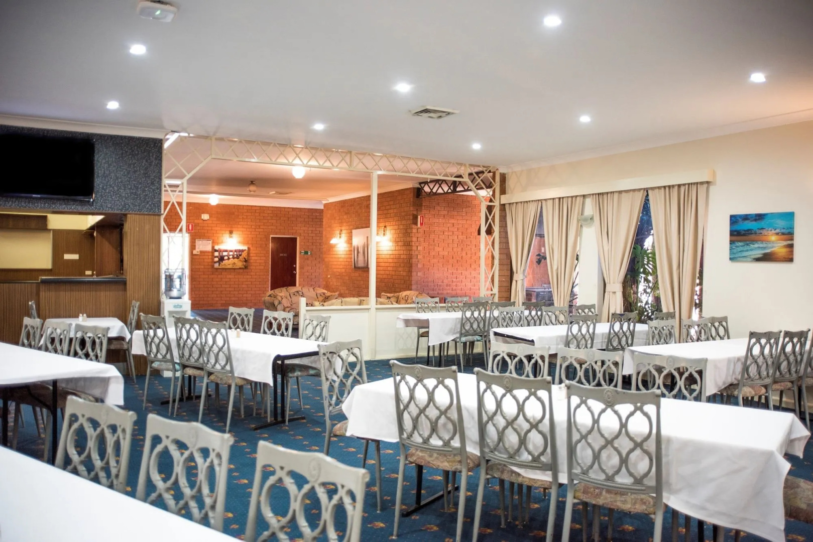 Nightcap at Archer Hotel