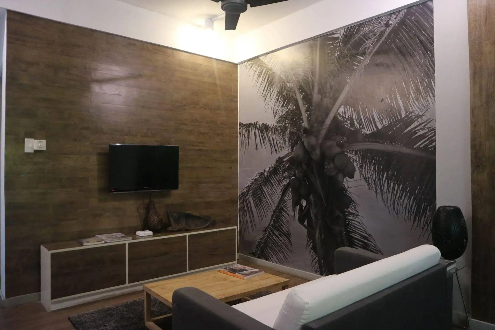LuxeView Hotel