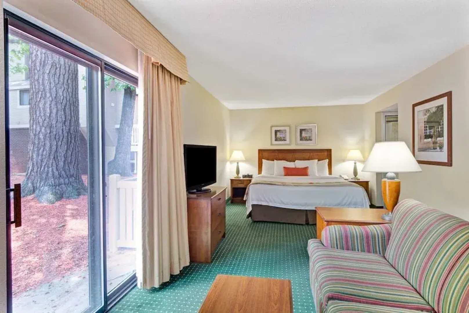 Hawthorn Suites by Wyndham Merrimack/Nashua Area