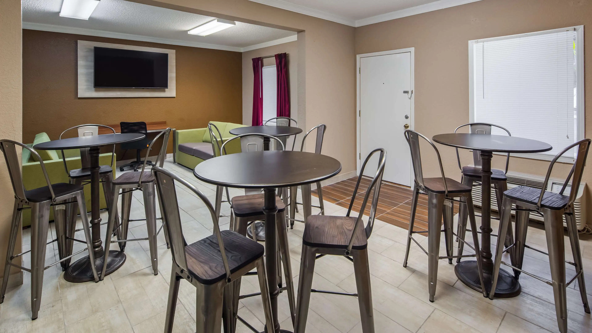 SureStay Hotel by Best Western Helen Downtown