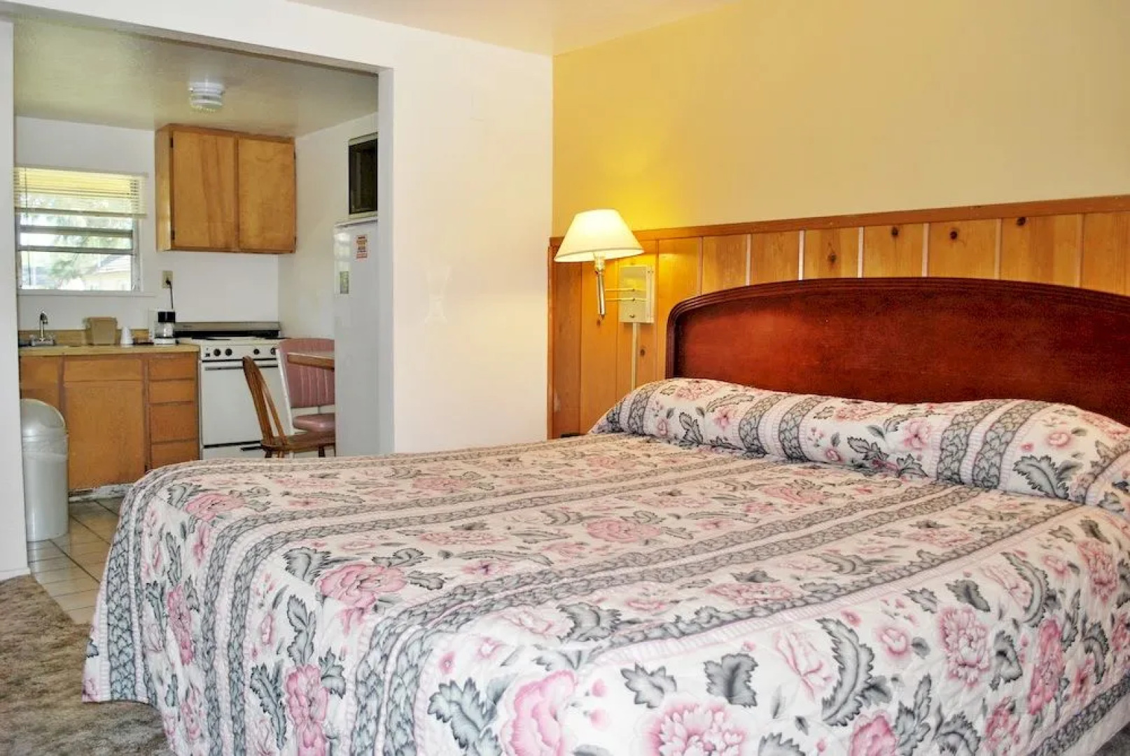 Oregon Motel 8 and RV Park