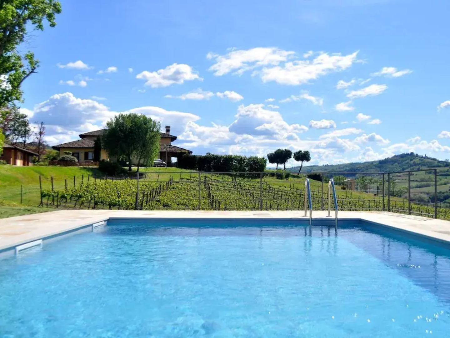 Deluxe Apartment in S. Maria Della Versa With Pool