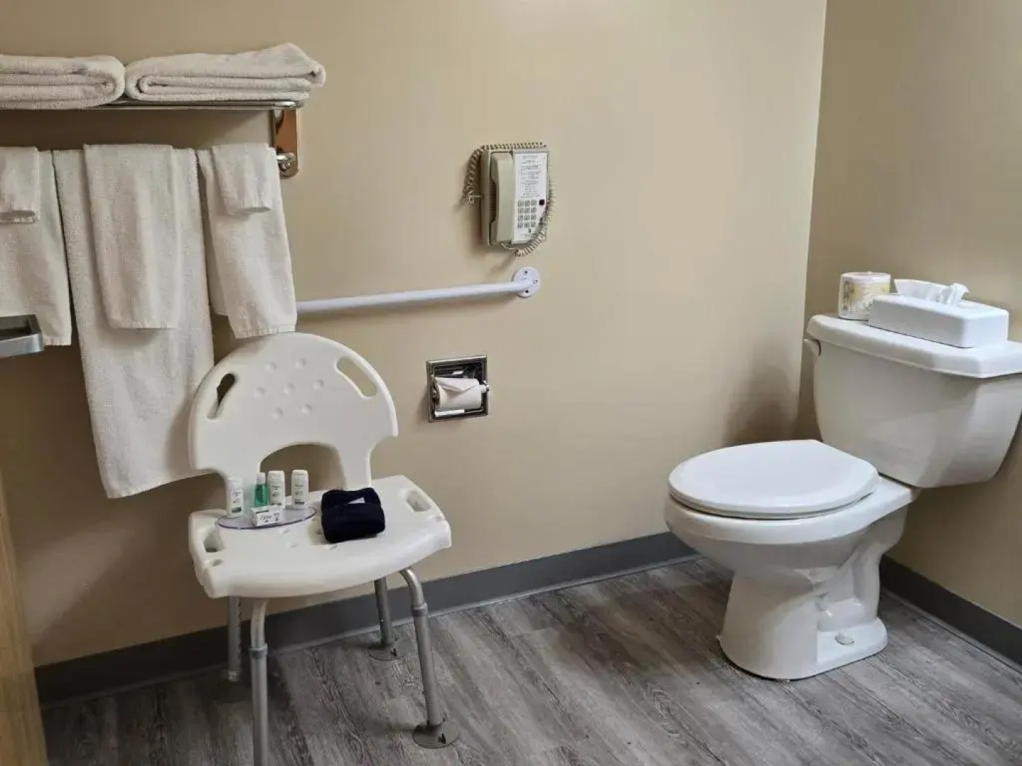 Super 8 Swan River MB