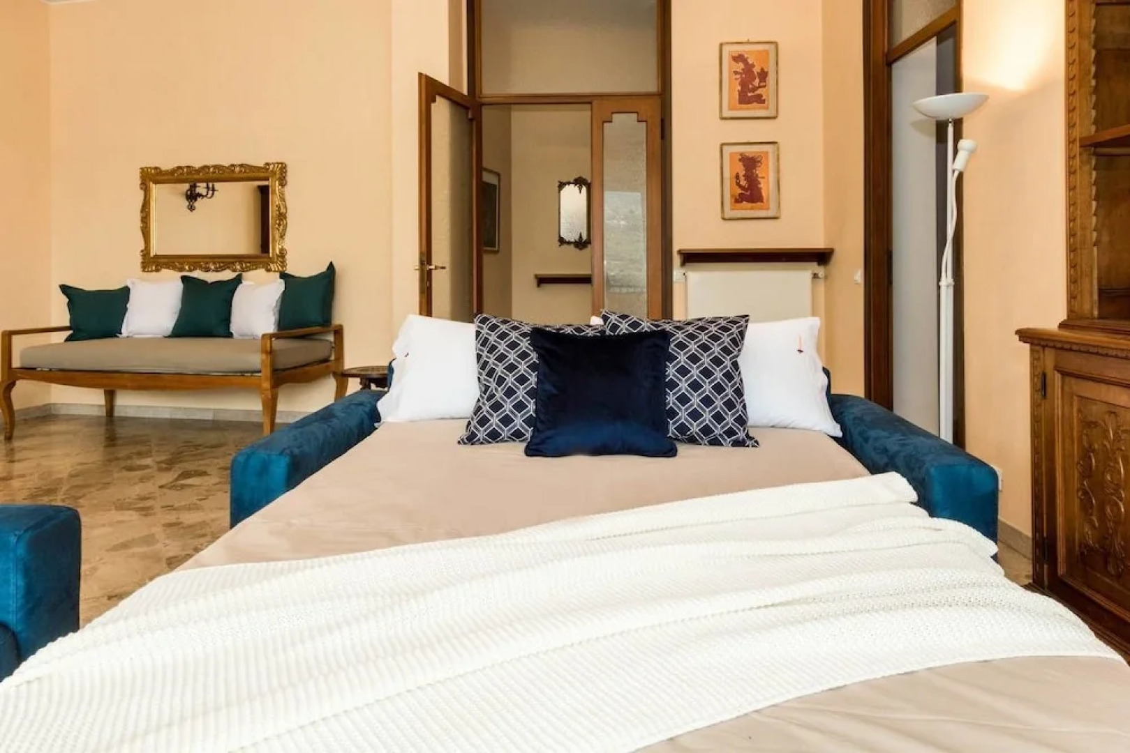 ALTIDO Blevio Secret Garden