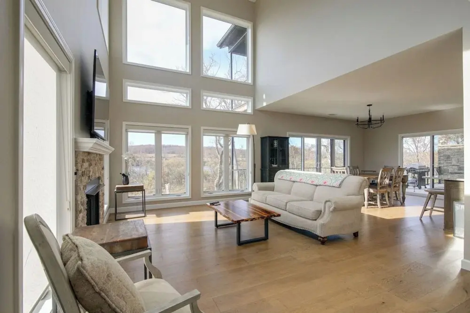 Riverfront Cotter Home: Close to Trout Fishing!