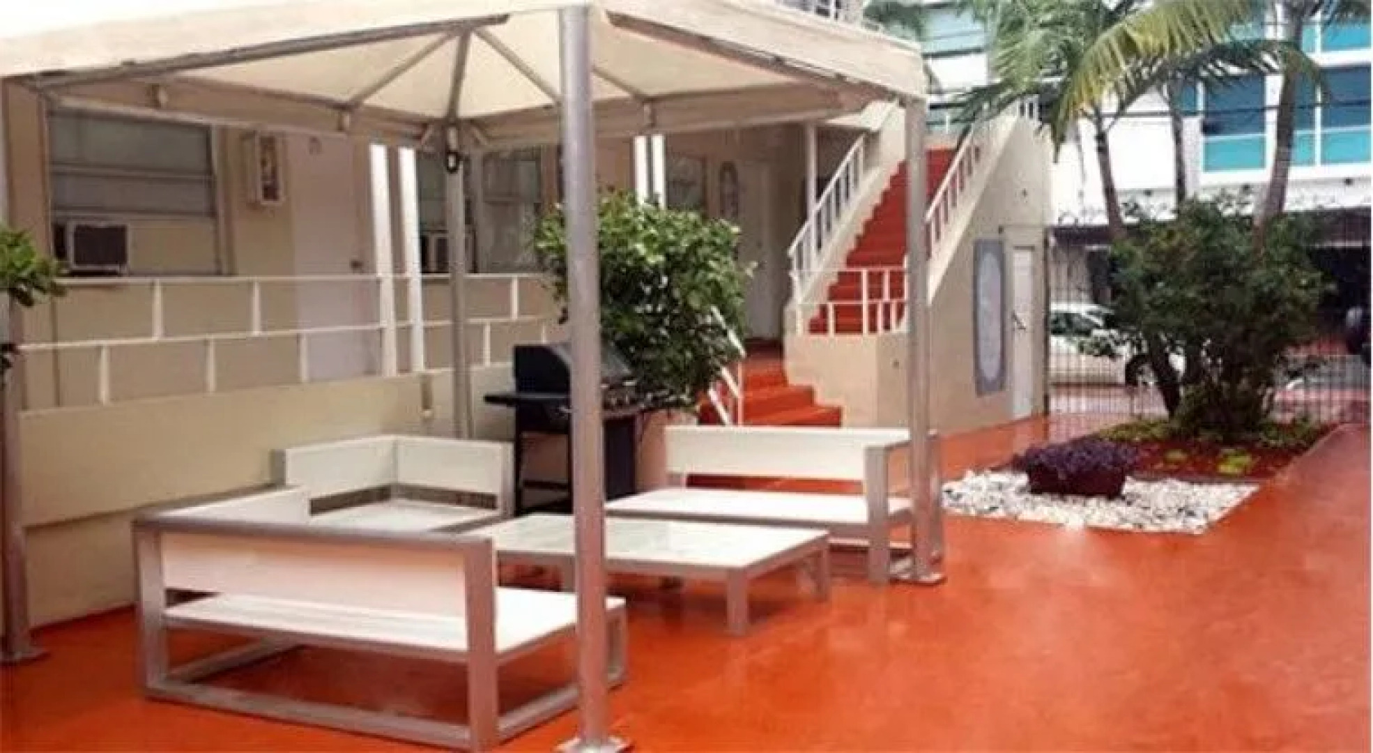 Santa Barbara Hostel