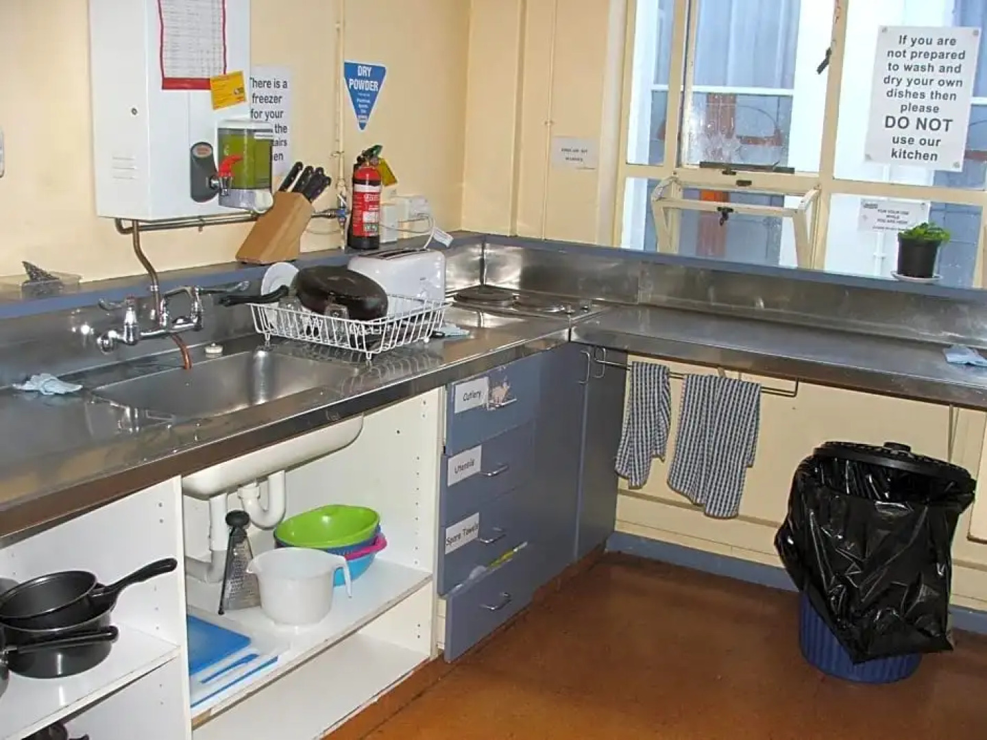 Archies Bunker Affordable Accommodation