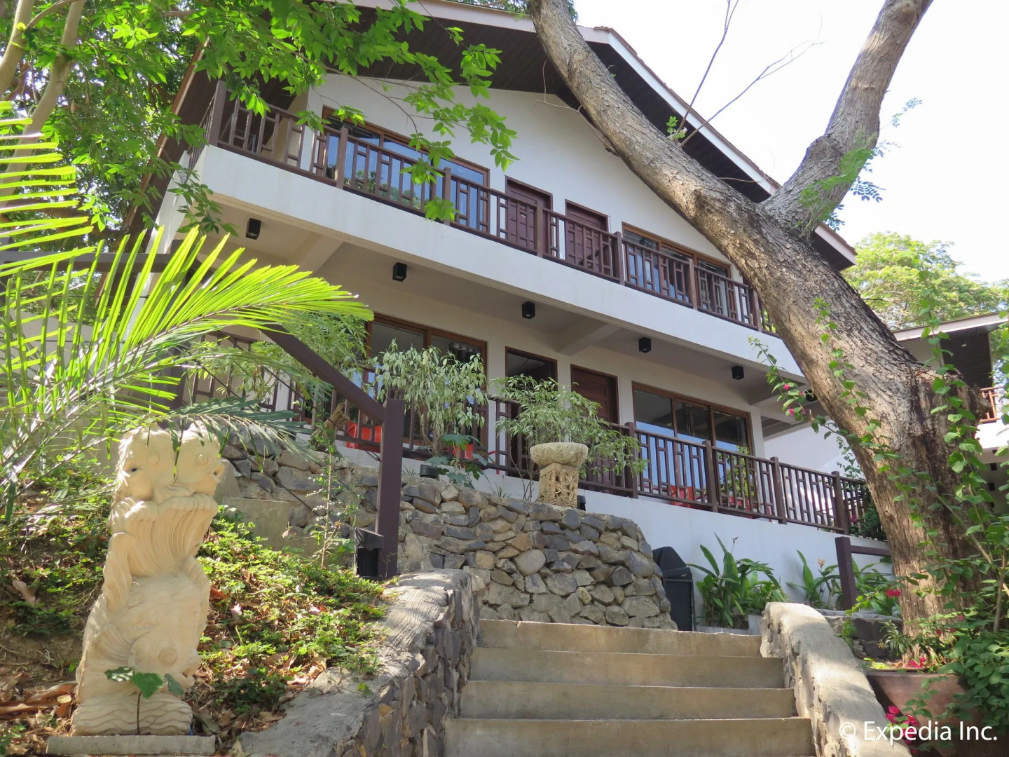 Aiyanar Beach and Dive Resort