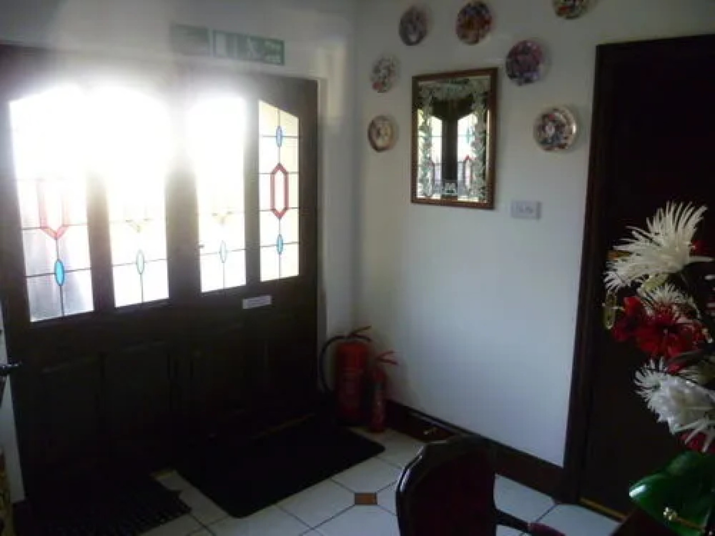 Ty Castell Bed  Breakfast - Home of the Kingfisher