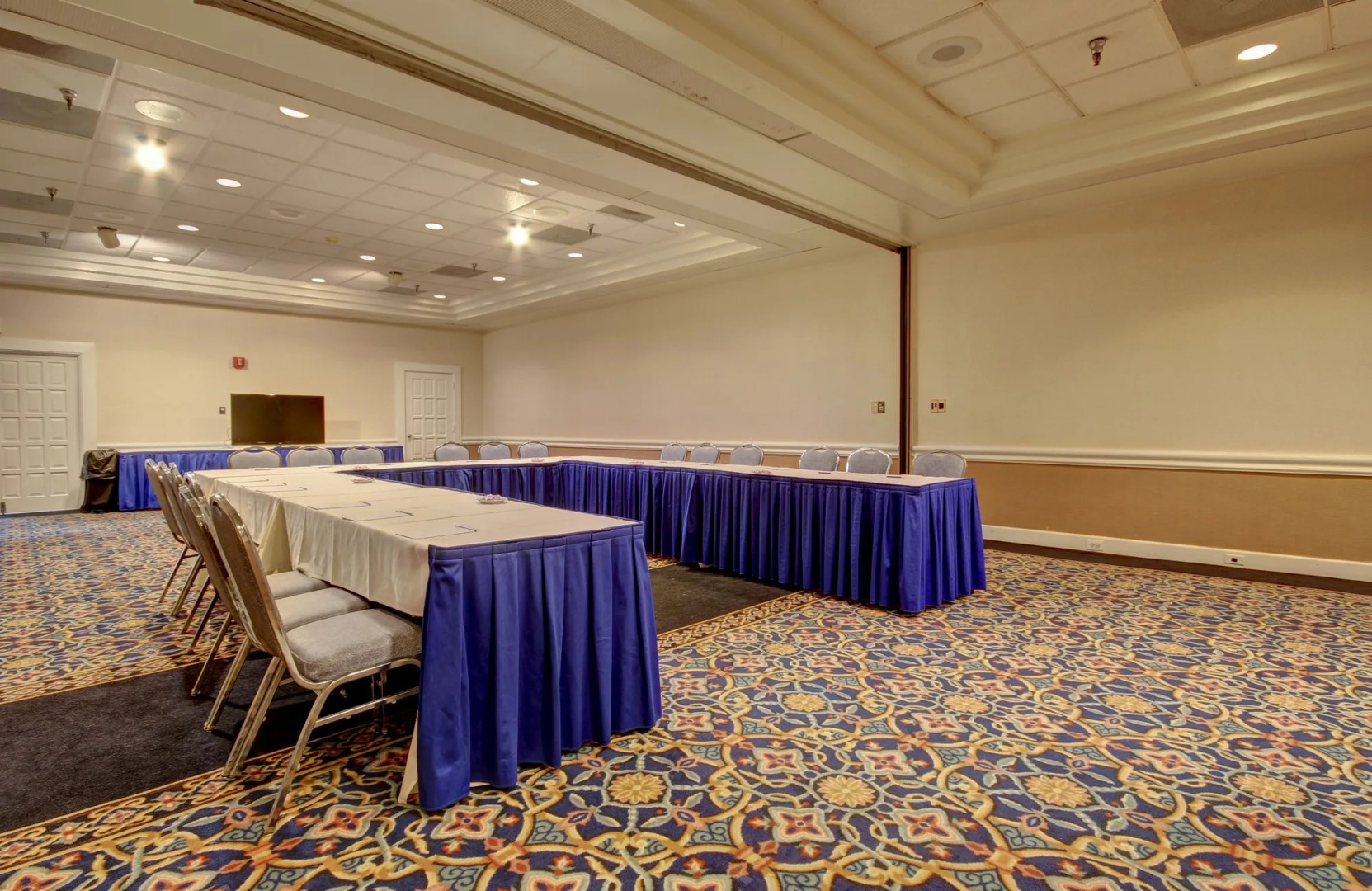 Carousel Resort Hotel & Condominiums