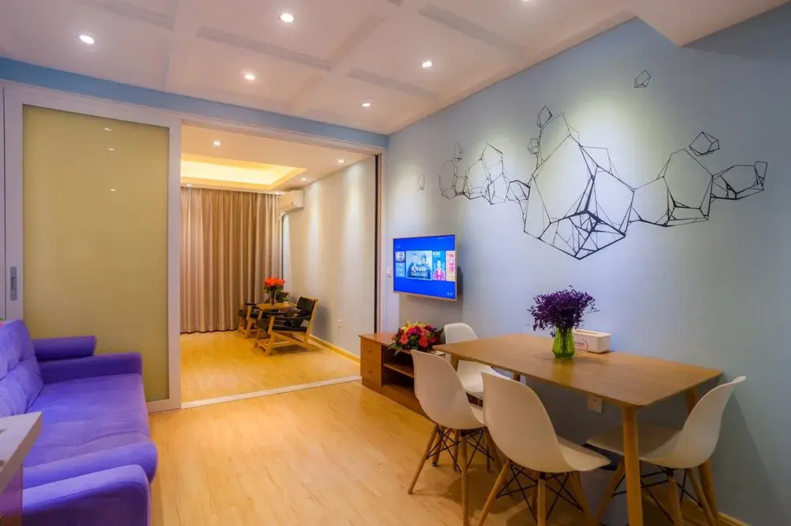 Rockabond Family Inn