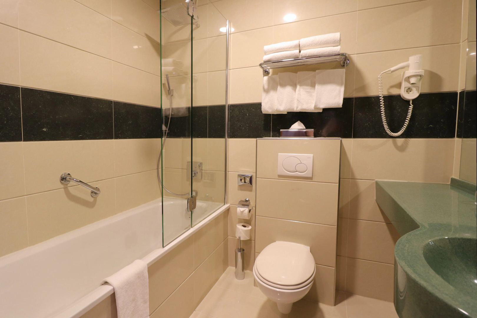 XO Hotels Blue Square