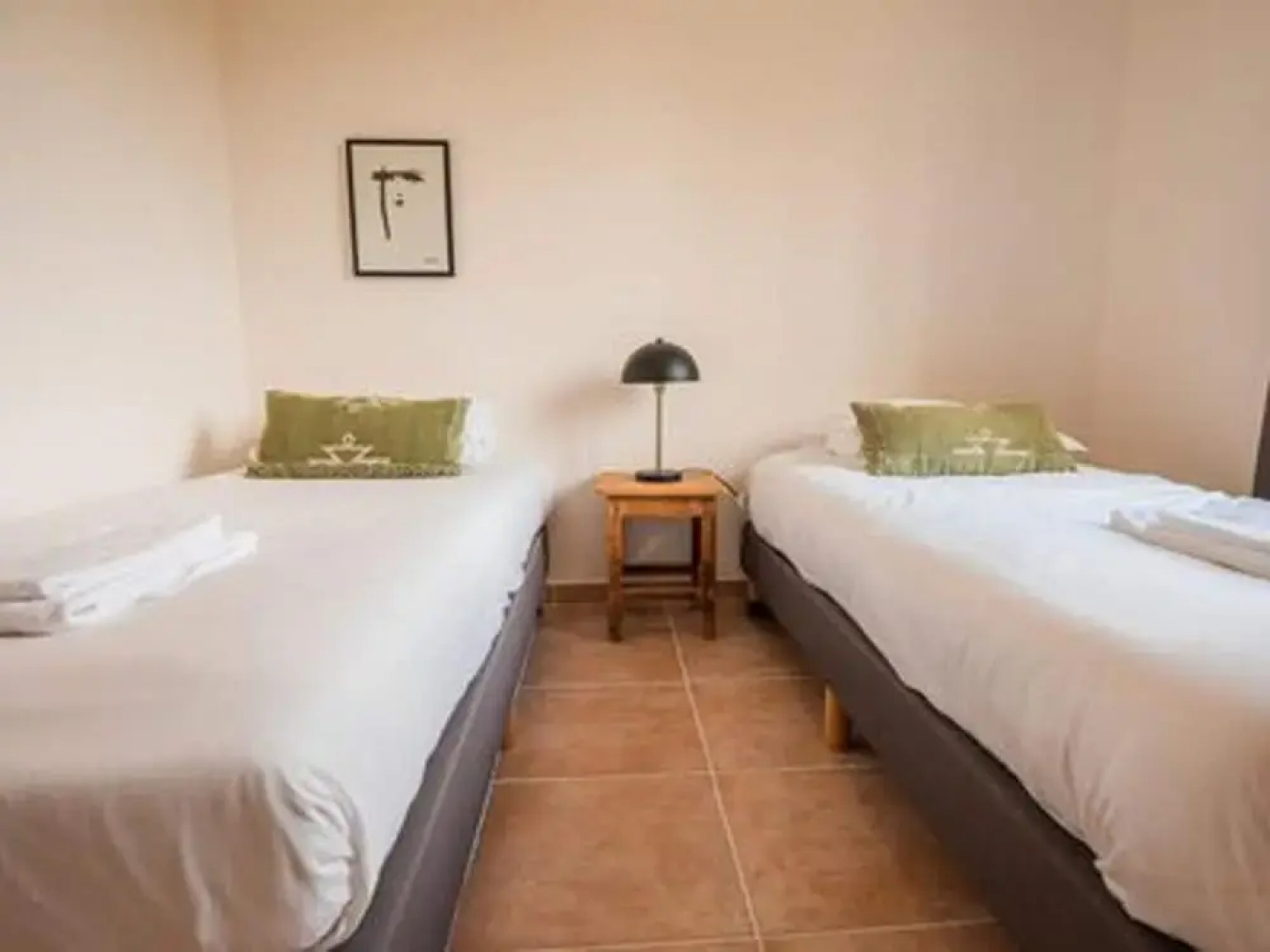 Spacious and Modern Villa With Large Garden and BBQ Area