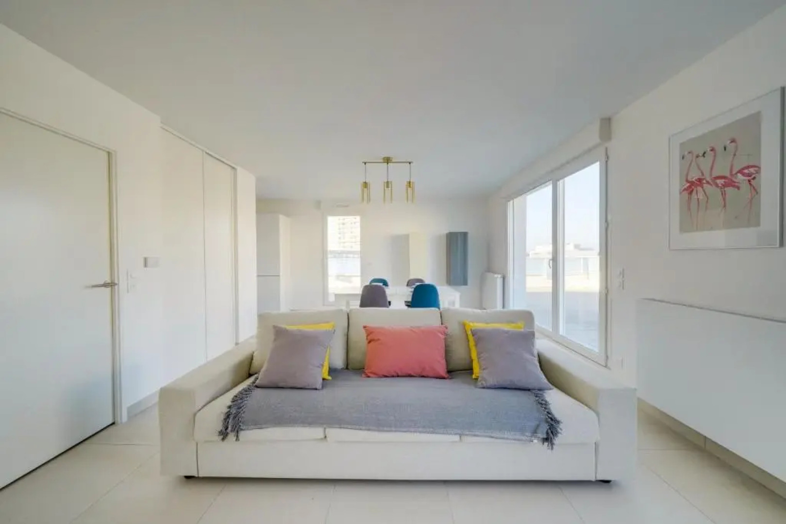 New apartment with terrace and parking