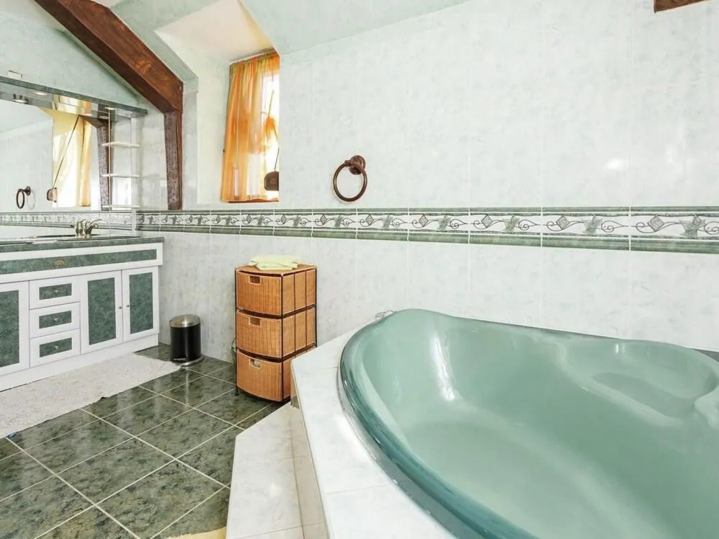 Lovely Holiday Home in Thedirac with Swimming Pool