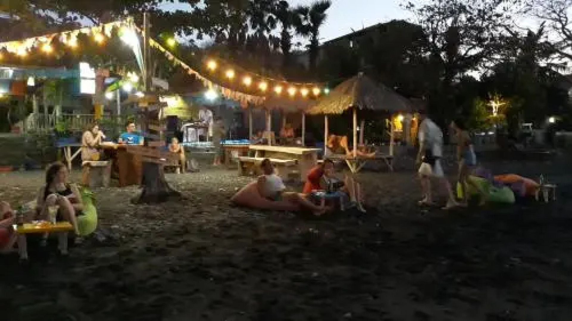 Barracuda Beach Bungalows