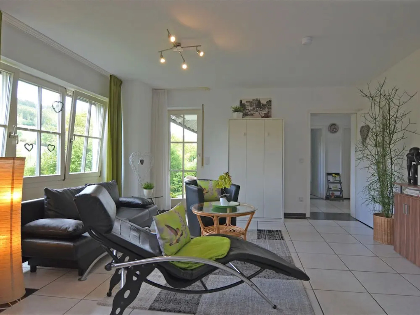 Modern Apartment in Reiste near Forest