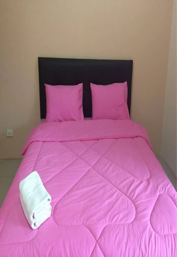 Phrom Phring Place Service Apartment