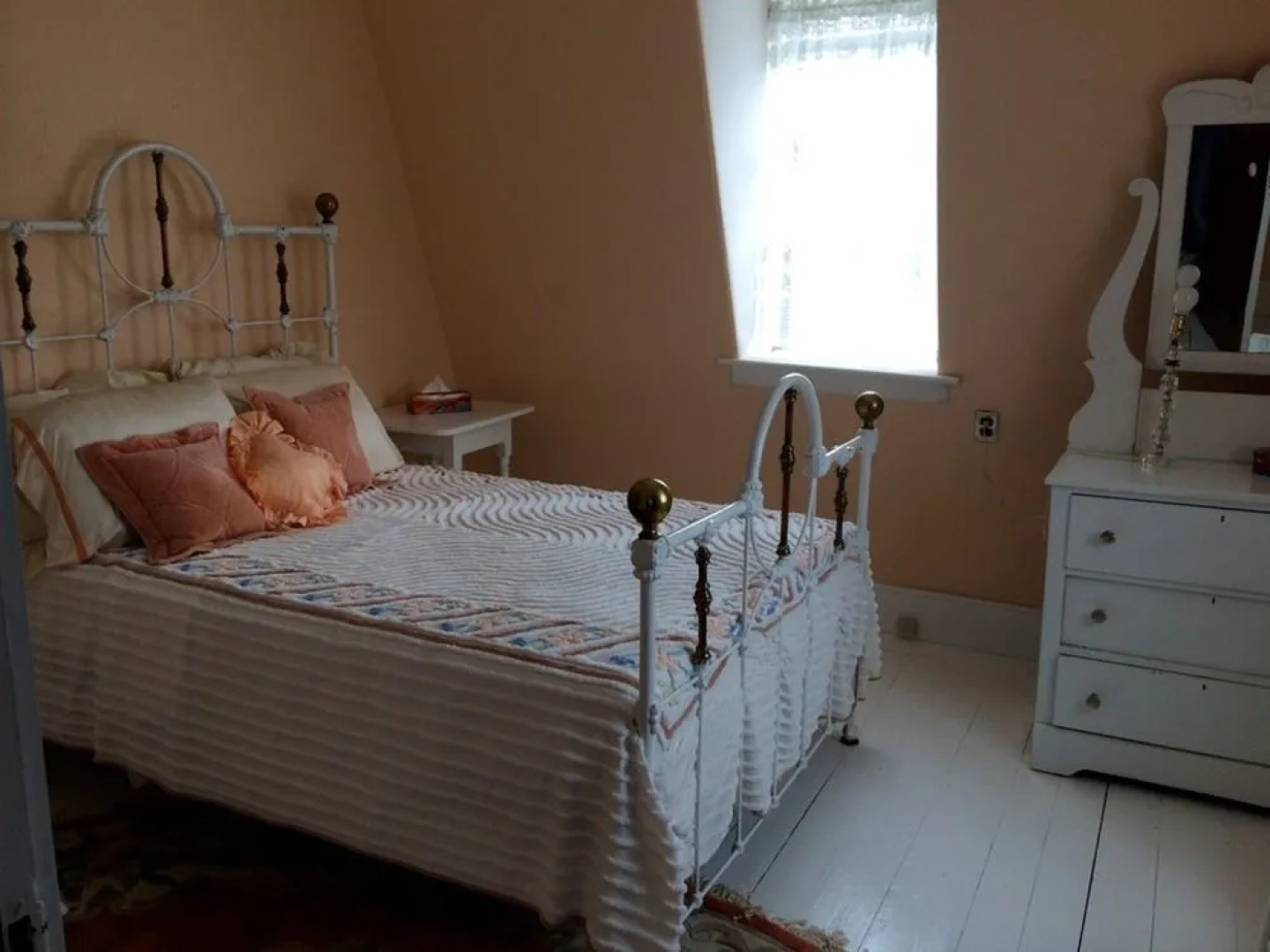 Auberge Nathalie Ora Guesthouse