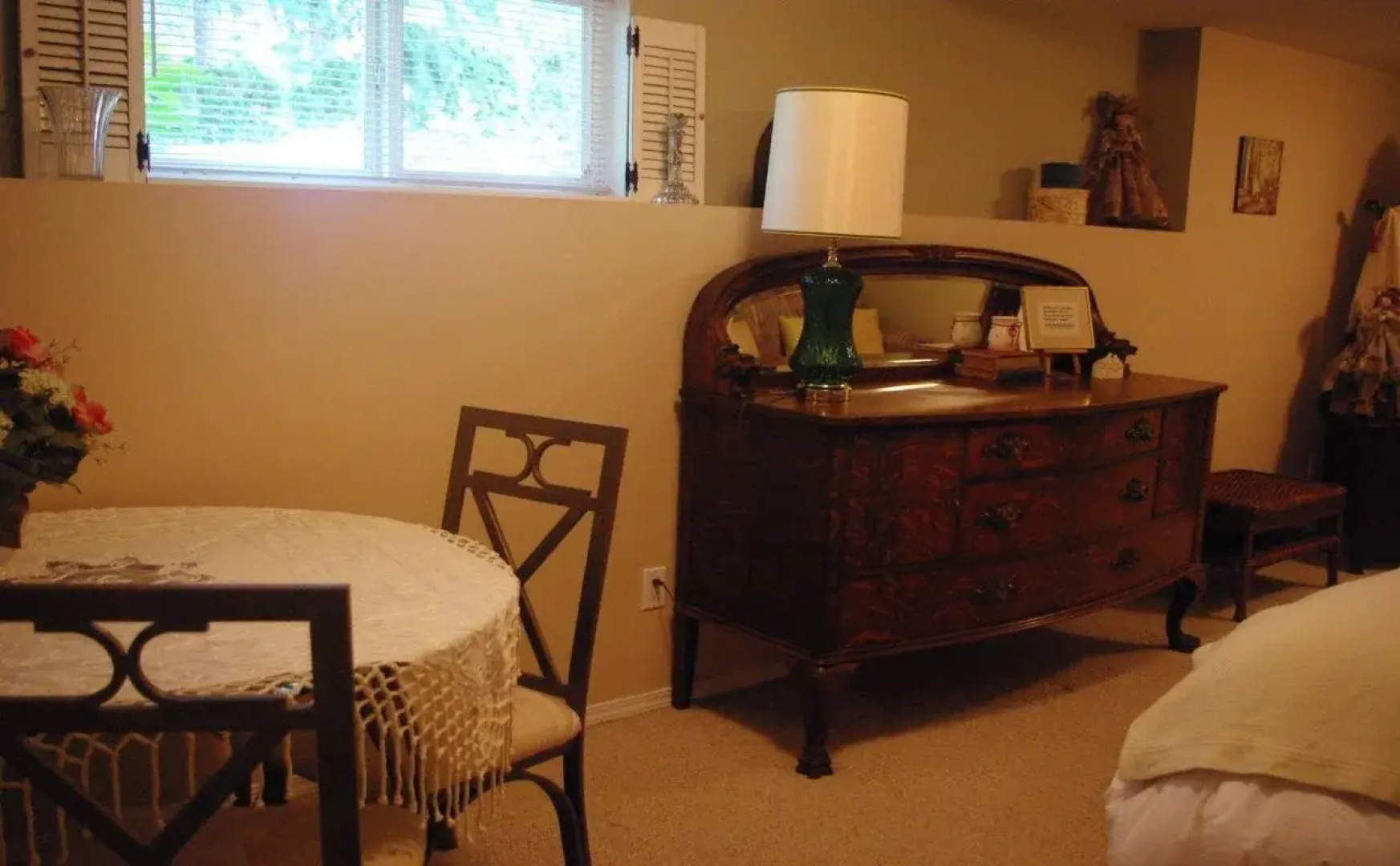 Wyndhaven Cottage Bed & Breakfast