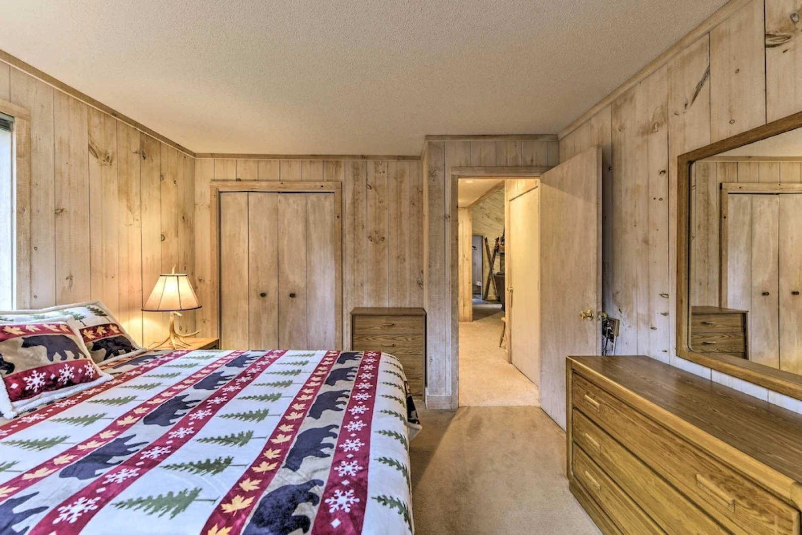 Dover Home: 7 Mi to Mount Snow Grand Summit Resort