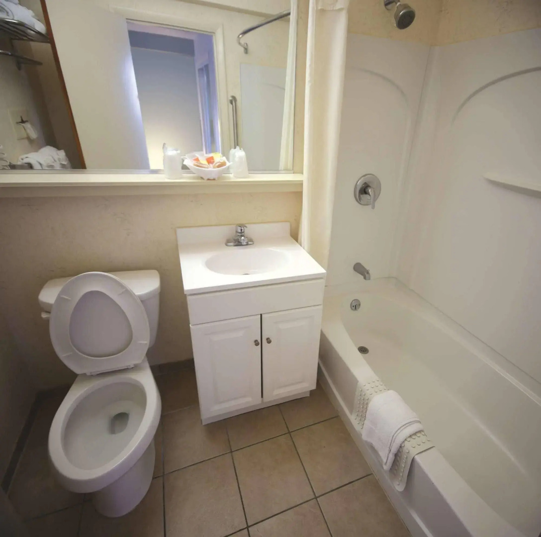 Flagship Oceanfront Hotel