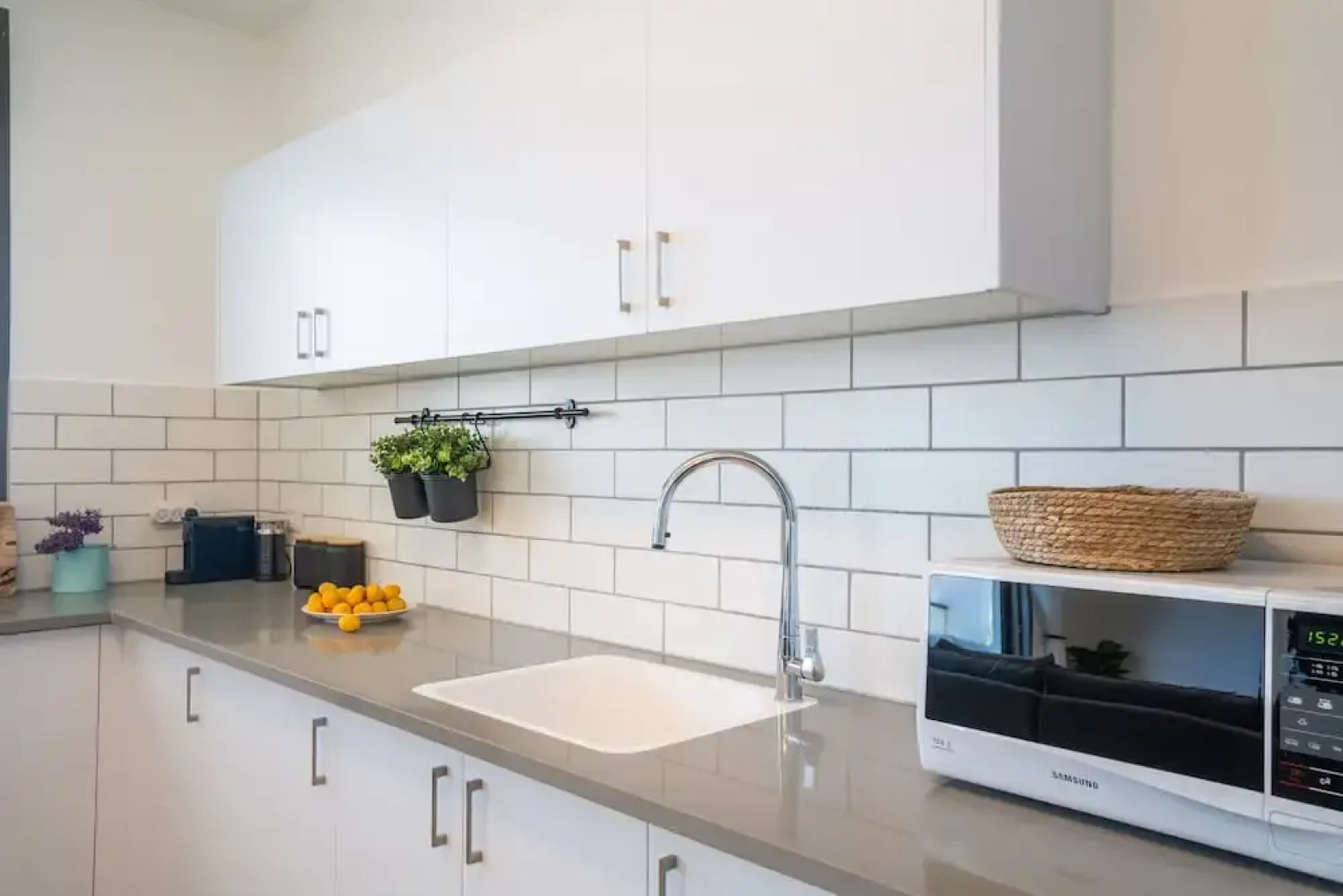 Stylish Seaside Escape with Balcony by Sea N' Rent