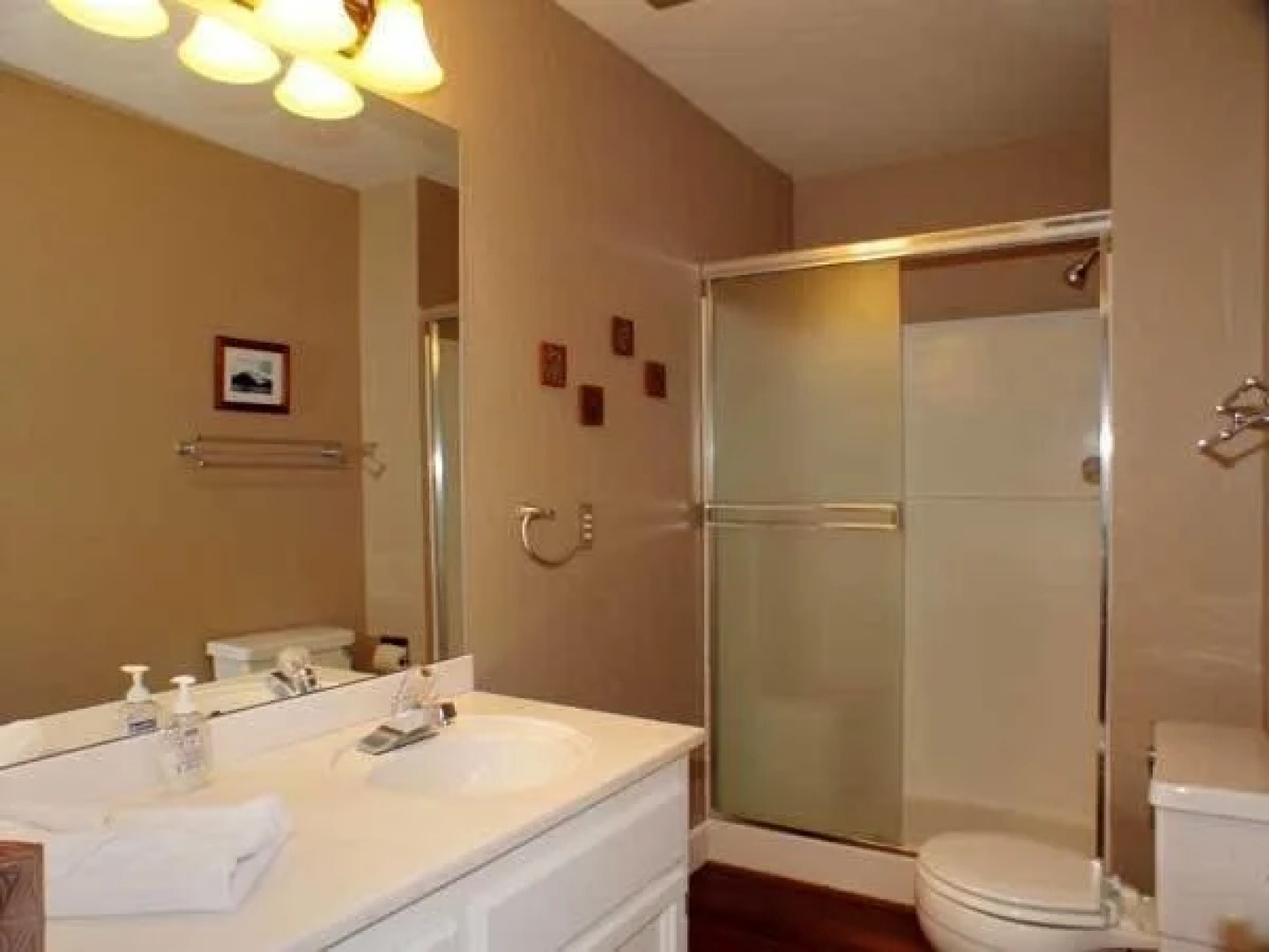 Tahoe Tyrol Lodge by RedAwning